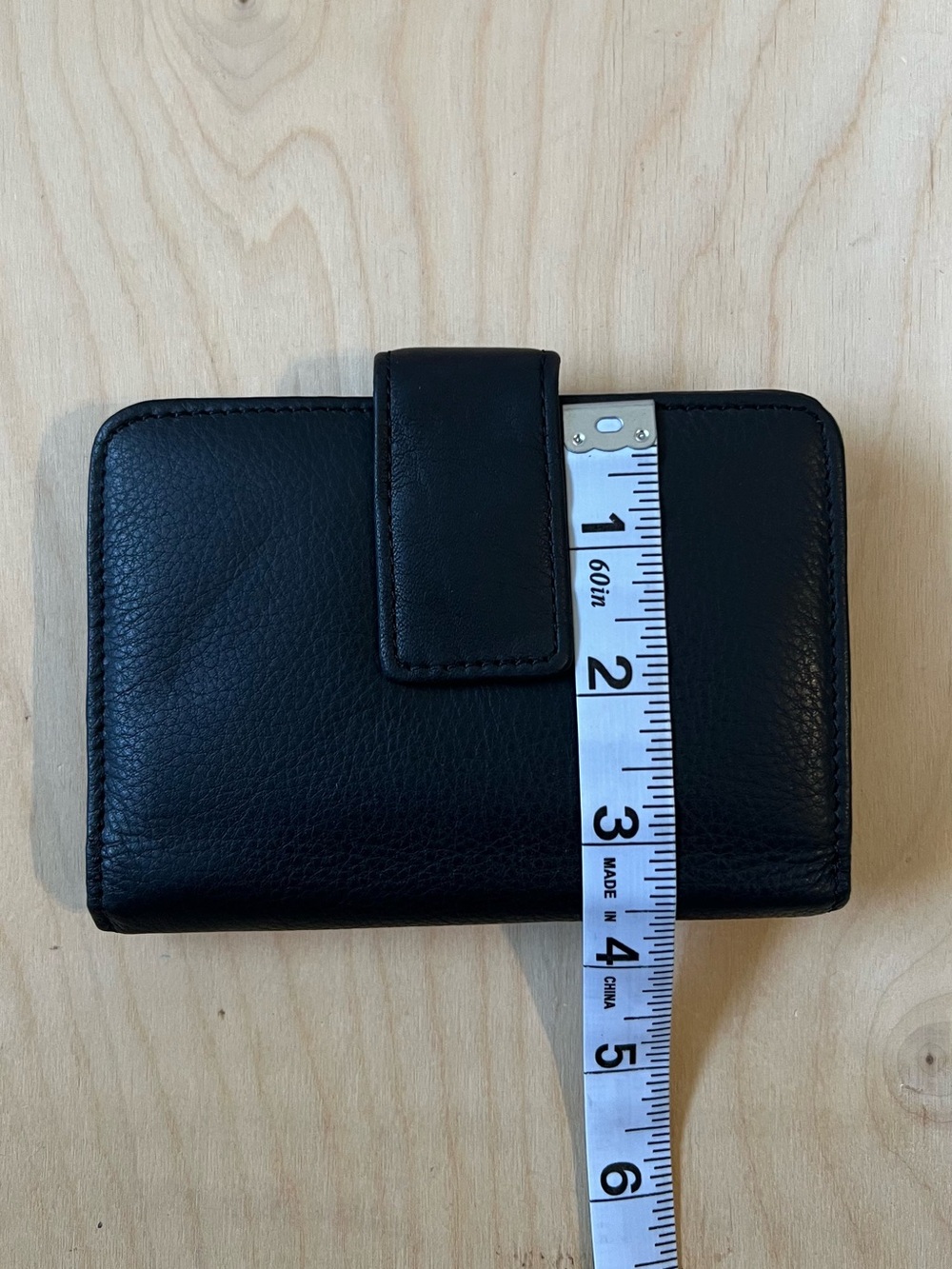 Fossil Classic Black Leather Snap Wallet - Picture 4 of 14